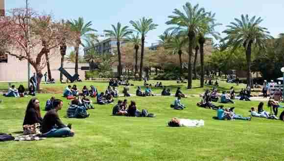 קבוצת פייסבוק ווידויים TAU Confessions